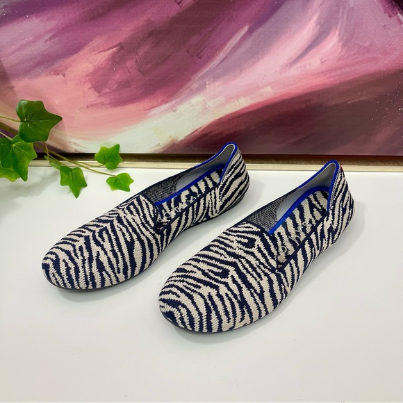Rothy's The Almond Loafer Zebra Print Navy Blue & White Size 6 - Picture 6 of 15